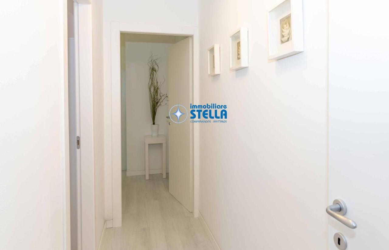 לידו די ג'סולו Condominio Sirene מראה חיצוני תמונה