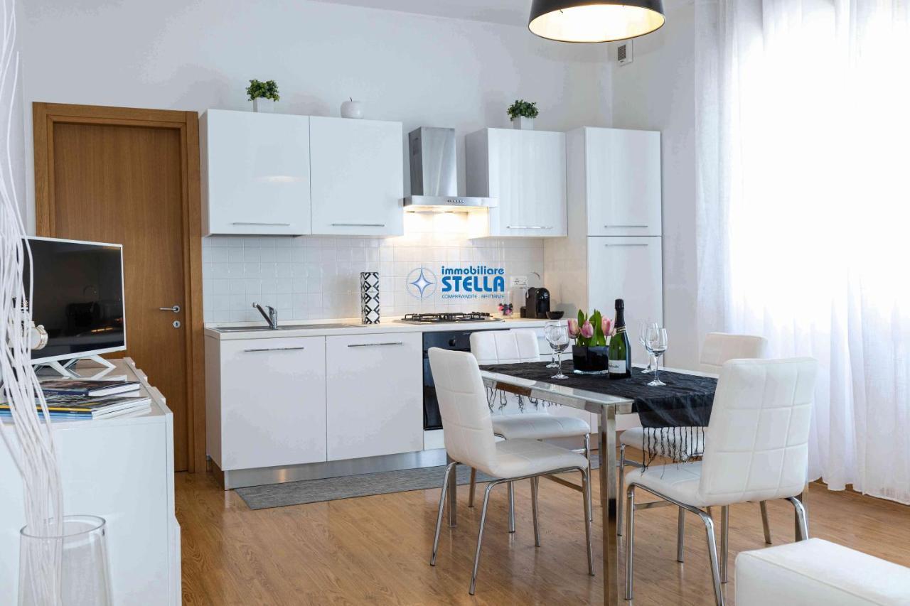 לידו די ג'סולו Condominio Sirene מראה חיצוני תמונה